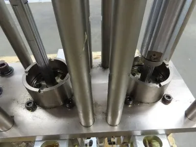 Custom High Pressure Dual 2 Stage Piston Pump Pneumatic Cylinders