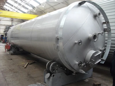 32,000 L S/S Enclosed Mixing Tank New