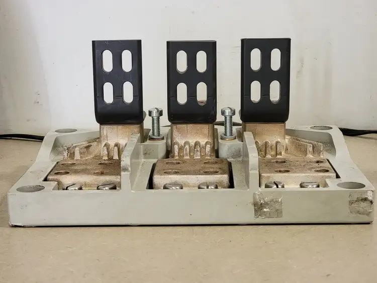 Used SIEMENS MB9301 Switchgears British Columbia CA | Lenmark #241094