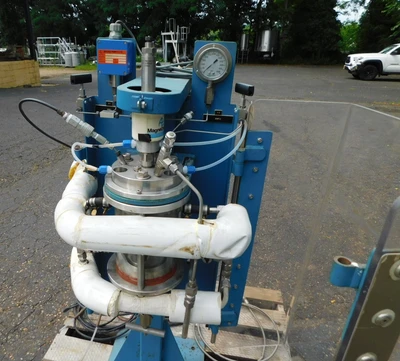 USED AUTOCLAVE ENGINEERS 1 QUART