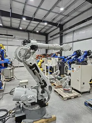 USED 2010 YASKAWA MOTOMAN ES165D