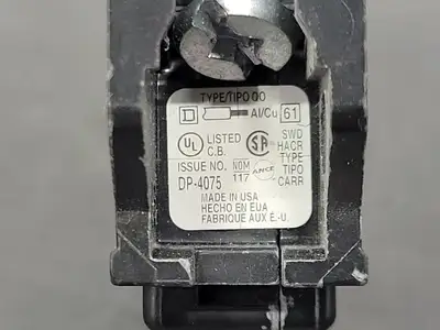 USED SQUARE D QO120