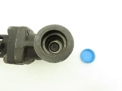 R-P&C Fig EF57D Gate Valve 1-1/4" Forged Steel Socket Weld 1975 PSI @ 100°F