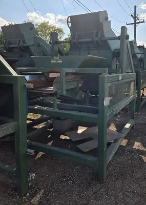 Used DURA-PACK _UNKNOWN_ Parts Feeders Ontario CA | Walden Machinery #1289136