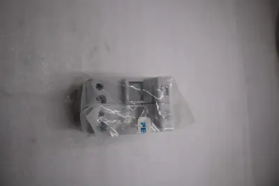 LOT OF 2 NEW OPEN BOX 51 058 04.2 SIBA FUSE HOLDER 40 AMPS 600 VOLTS STK G632A