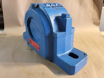 NEW SKF SAFD 517