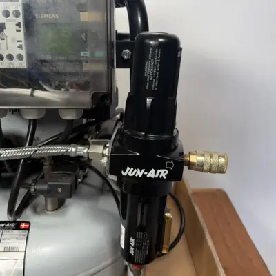 USED Jun-Air Jun-Air Compressor Model 6