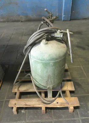 SPC9346  Mixer and Blender 50/10 hp Hockmeyer disperser, air over oil lift, dual shaft