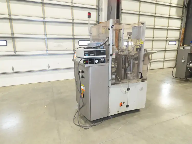 Used IWKA _UNKNOWN_ Tube Fillers Indiana US | Arrow Industrial #610602