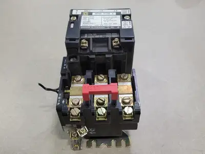 USED SQUARE D 8536SCO3V02S