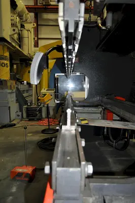 USED 2003 AMADA HFE-1003-S