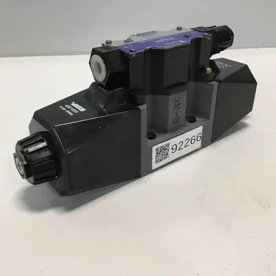 USED VICKERS DG4V533CMP9LTR740