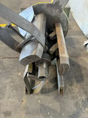 2500 LB X 12" AMERICAN MODEL #60 PULL OFF COIL REEL UNCOILER: YOBRO #23918