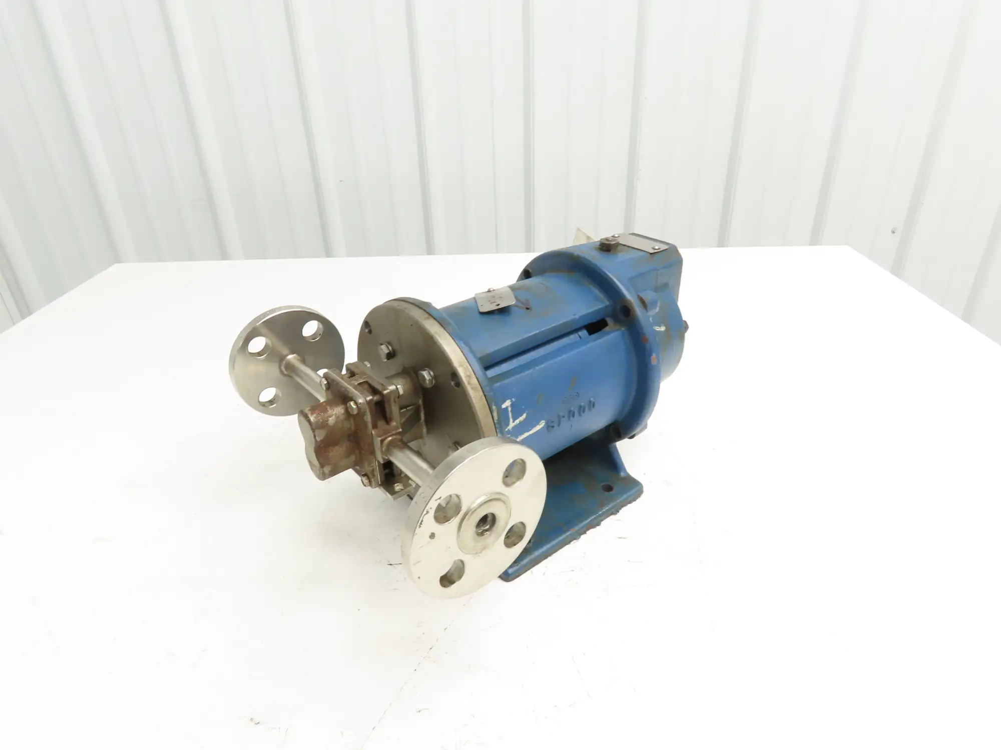 Liquiflo 33FL1 Magnetic Drive Gear Pump 1.45gpm 1/2" Flanged 5:1 Reducer 56C