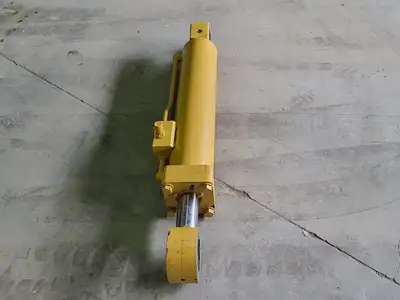 USED CATERPILLAR 180-8500
