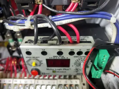 USED SQUARE D MODEL 6