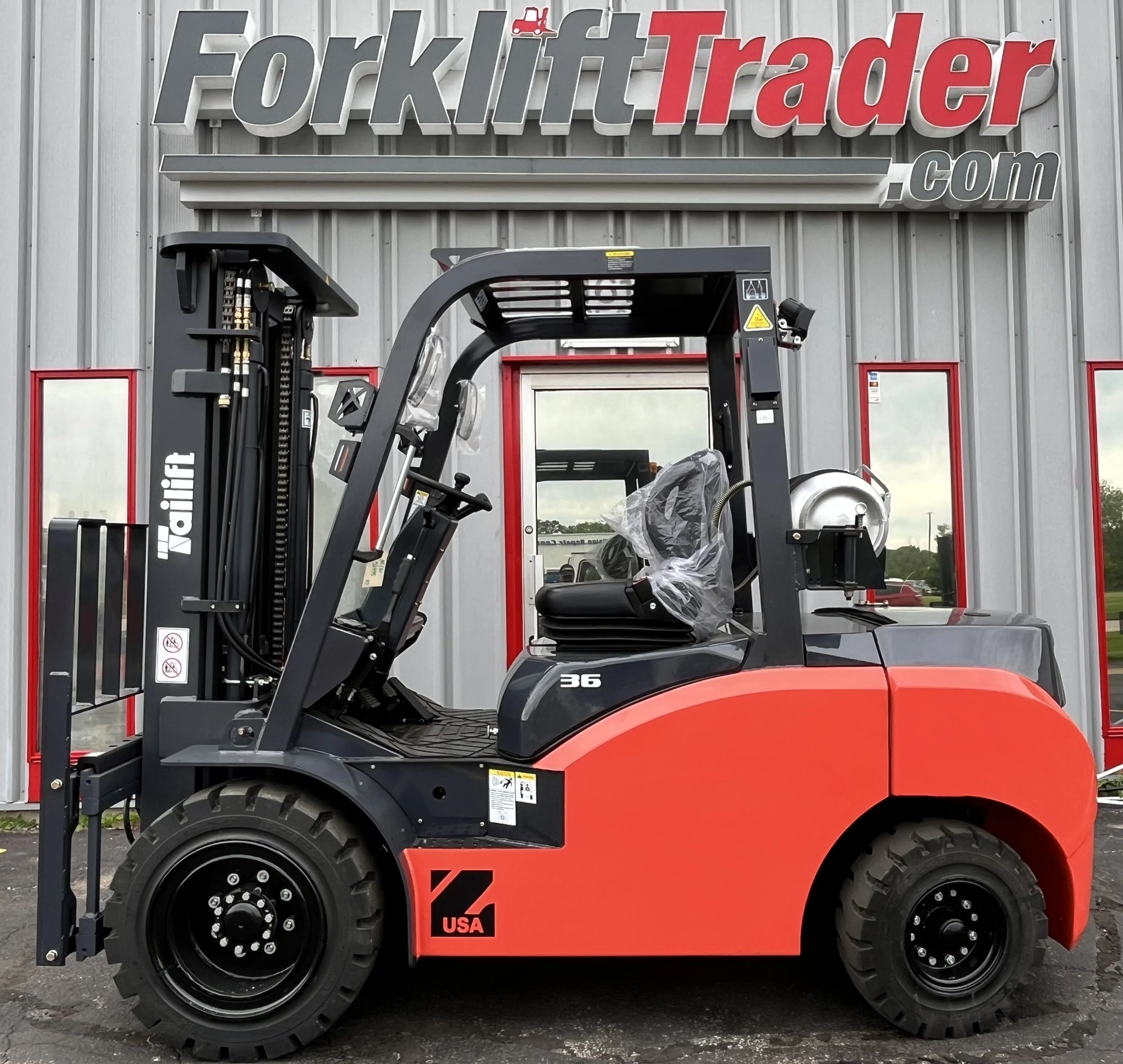NEW 2025 TAILIFT PFG36