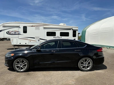 USED 2020 FORD FUSION