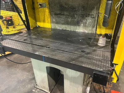 2014 ACCURL HPP x 160T / 16T Hydraulic Press | Universal Press & Machinery (UPM) (5)