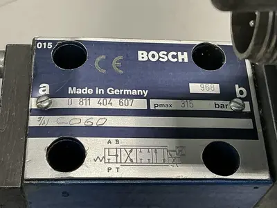 USED BOSCH 0 811 404 607