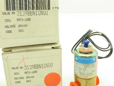Honeywell Skinner 3139BBN1GN00 Solenoid Valve 3-Way NO 240V 100PSI 1/8" Lot of 4