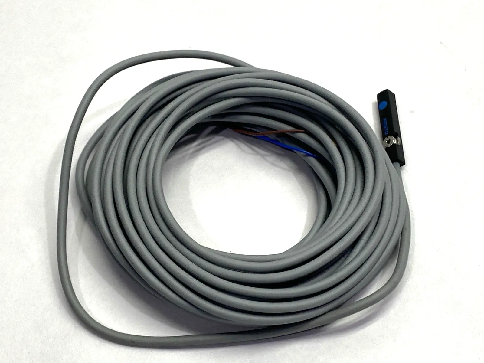 New | in-Stock FESTO SME-8M-DO-24V-K-7,5-OE, 551401 Proximity Sensors | Maverick Industrial Sales #1108739