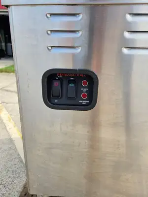 Used Market Forge Used 2018 36" Market Forge MT6T6E Dual 6gal SS Tilting Steam Kettles w/ Cabinet 208V 3Ph Cooking Kettles Illinois US | Falcon Restaurant Supply #1376076