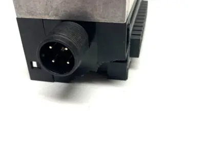 USED FESTO BUS NODE 548755, CPX-GE-EV-S INTERLINK BLOCK 195746 CRACKED