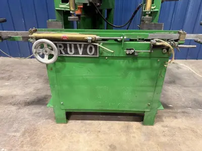 USED RUVO 2200A