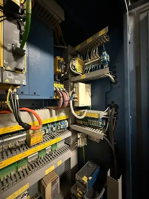 2016 MATSUURA VX-1500 CNC Machining Center | ListingHippo (19)