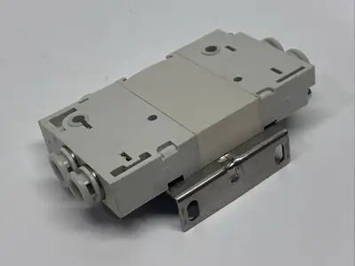 New | in-Stock SMC Perfect Check Block Valve VQ1000 Series Solenoid Valves Michigan US | Maverick Industrial Sales #1391451