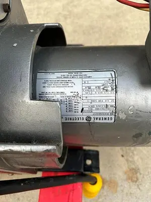 EDWARDS E2M40 HIGH VACUUM PUMP 40 TWO STAGE