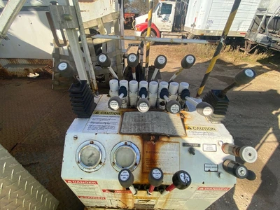 Used 2004 GMC T7500 Bucket (boom) trucks Wisconsin US | Proxy Equipment #1377804