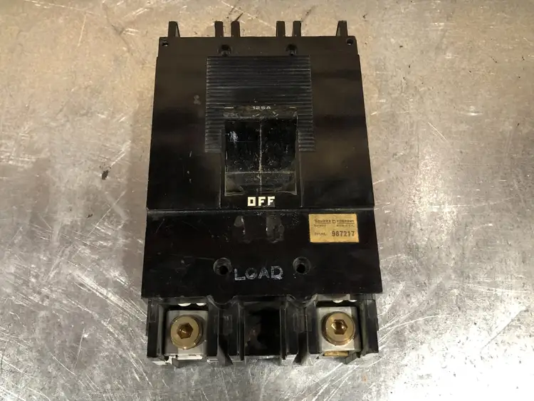 Used SQUARE D 987217 Switchgears British Columbia CA | Lenmark #244391