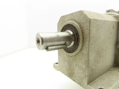 Lenze G50AH045MVBR2C Inline Gearmotor w/Brake 230/460V 3PH 14.8:1 Reducer 113rpm