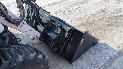 USED 2009 BOBCAT TOOLCAT 5600