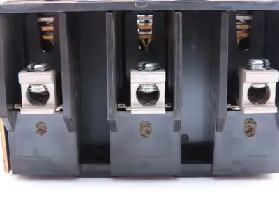Furnas D46120-001 Fusible Disconnect Switch 30A 600VAC 3Ph 3 Pole Fused Lot of 3