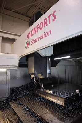 USED 2013 STARVISION PC-3223