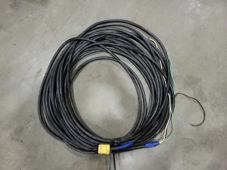Used SOUTHWIRE _UNKNOWN_ Cable & Wire British Columbia CA | Lenmark #250564