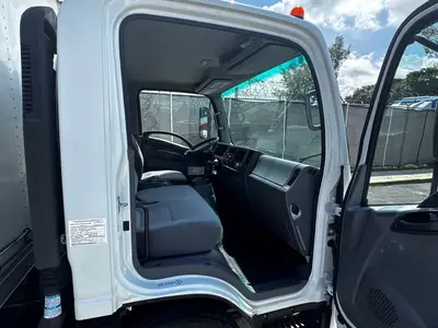 Used 2019 ISUZU NQR Reefer Trucks Florida US | Truck and Van Outlet #1509194