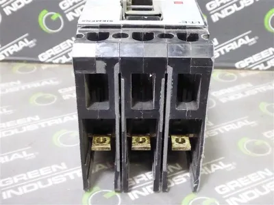 ITE Siemens HED43B030 Sentron Series Circuit Breaker 30 Amps 480VAC Used
