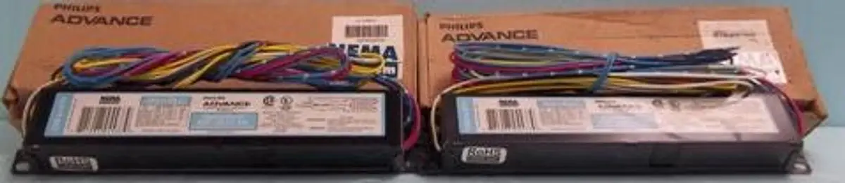 QTY. 2. PHILLIPS ADVANCE OPTANIUM IOP-3S32-SC PROG...