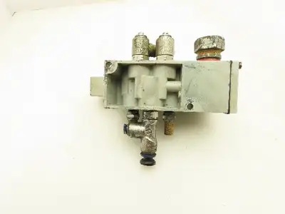 Numatics 122BB400M000061 Pneumatic 4/2 Solenoid Valve w/Manifold Base 24VDC