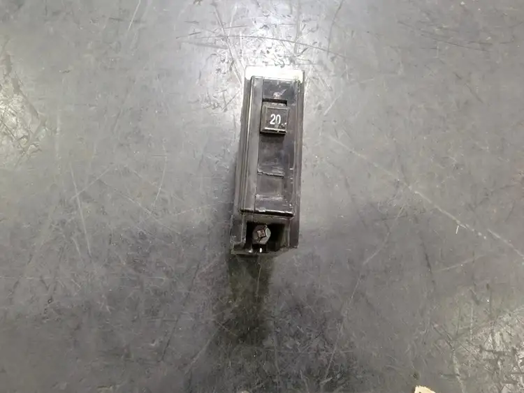 New | in-Stock EATON CUTLER-HAMMER BA120 Switchgears British Columbia CA | Lenmark #240767