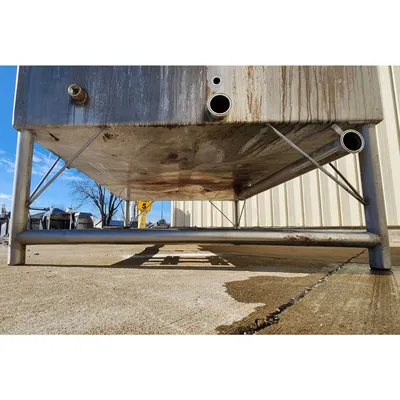 Used Dual Chamber Stainless Steel Liquid Holding Tank - 670 Gallon Cap.