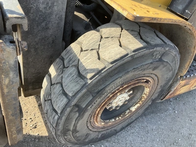Used YALE GLP040 Internal Combustion Forklifts: Pneumatic Tire Michigan US | Miedema Asset Management Group #1579382