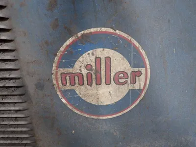 USED MILLER CP300