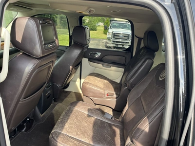 USED 2014 CADILLAC ESCALADE