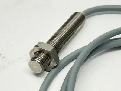 Bi3-EG08FE-AP6X, 4614704 | Turck Bi3-EG08FE-AP6X Inductive Proximity Sensor 4614704 - Used