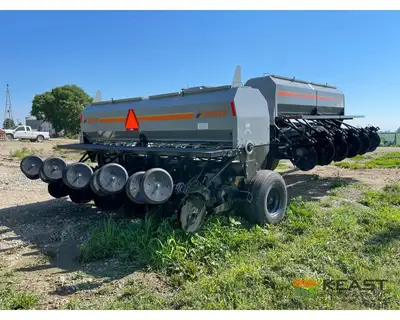 Used CRUSTBUSTER _UNKNOWN_ No-Till Drills Iowa US | Keast Enterprises #1360190